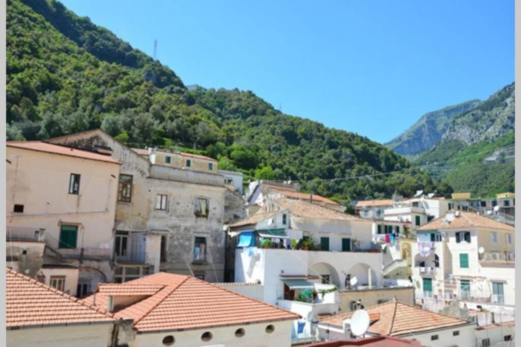 Charming Apartment In The Centre Of Amalfi Exterior foto